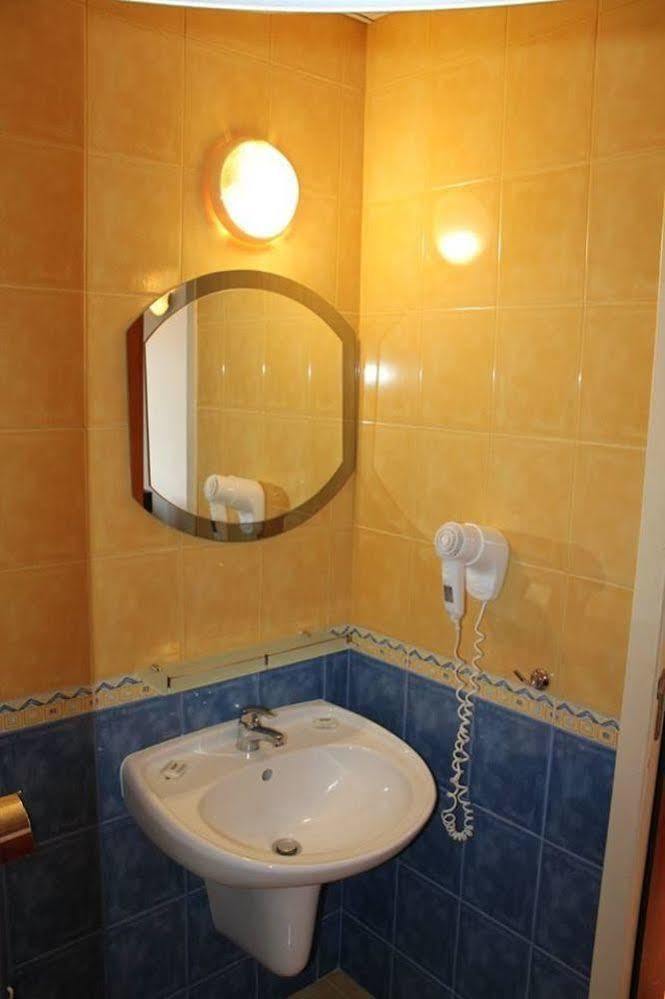 Siana Hotel Sveti Vlas Exterior photo