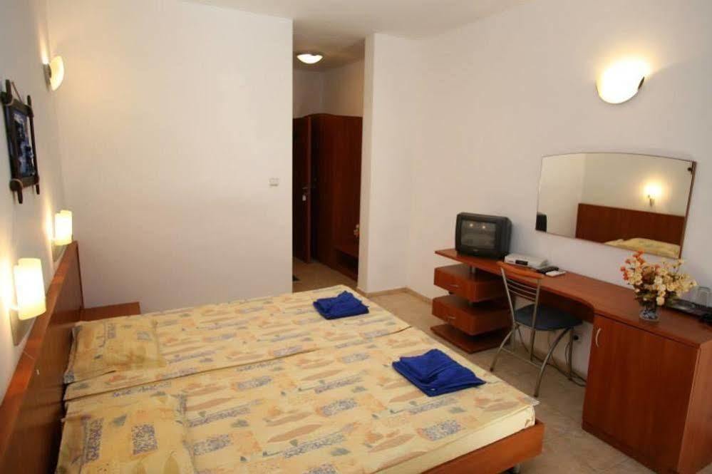 Siana Hotel Sveti Vlas Exterior photo