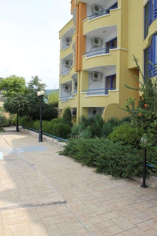 Siana Hotel Sveti Vlas Exterior photo